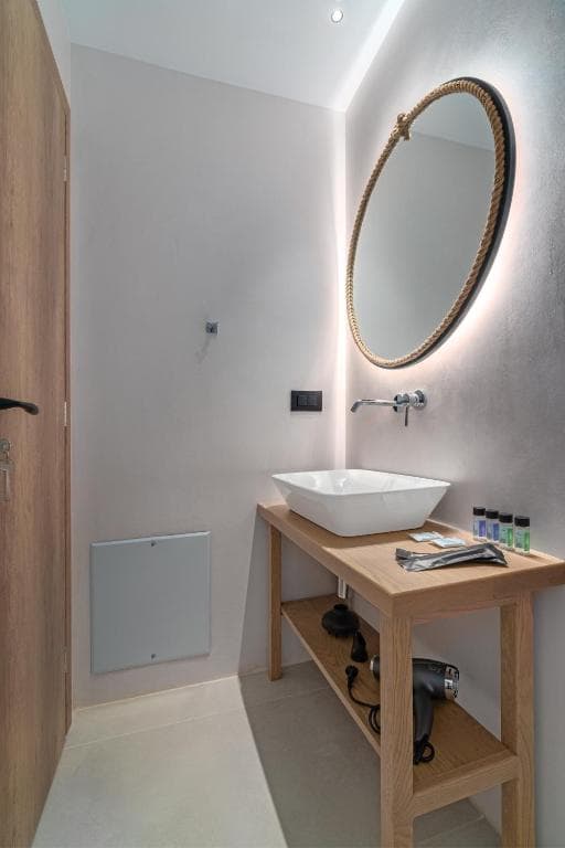 Comfort Triple Room 2