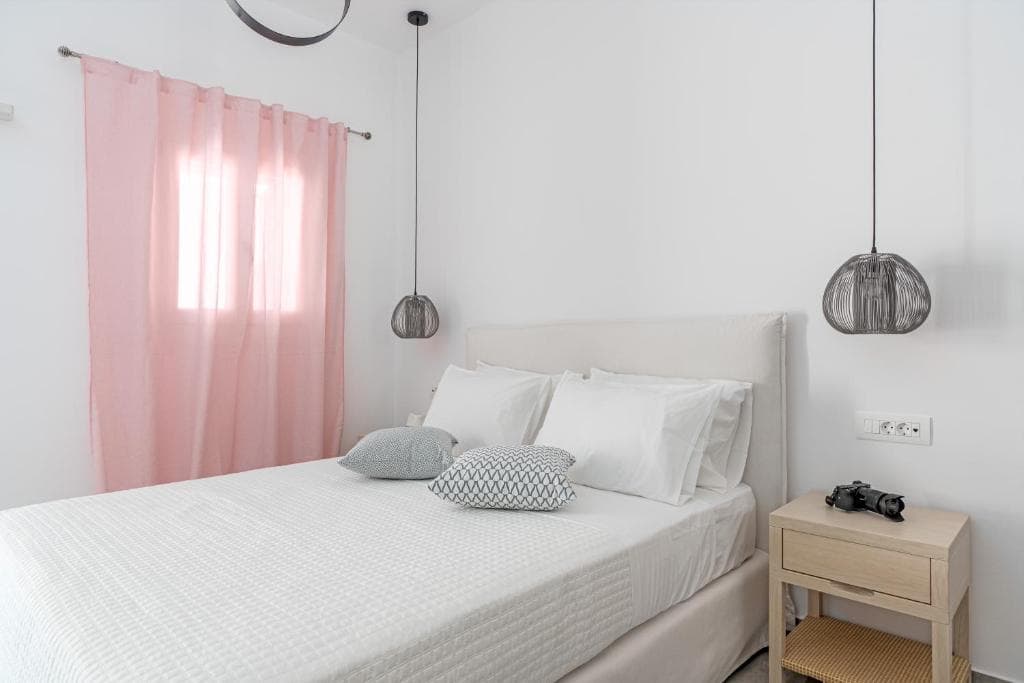 Deluxe Double Room - Photo 7