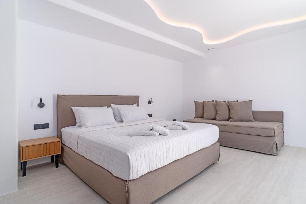 Deluxe Junior Suite 3